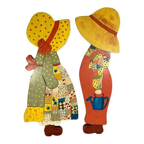 Vintage Hand Painted Holly Robbie Hobbie Rustic Wood Wall Decor Cut Out