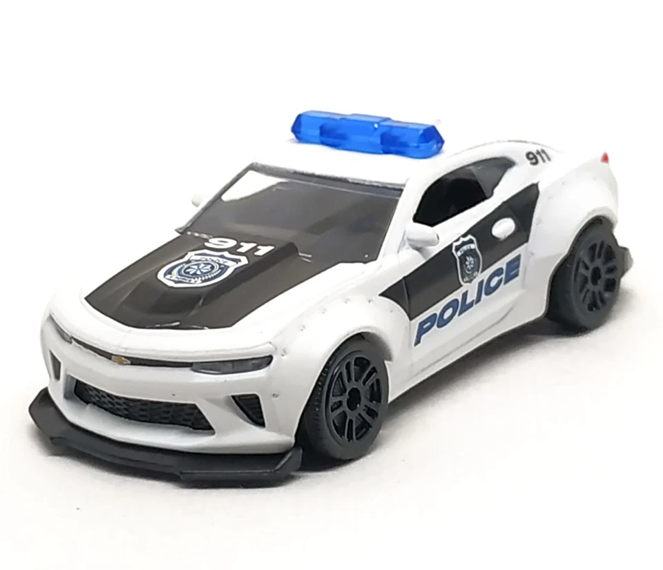 Majorette Chevrolet Camaro 2021 Police 911 White / Black 1:64 3" no Package - Image 4 of 4