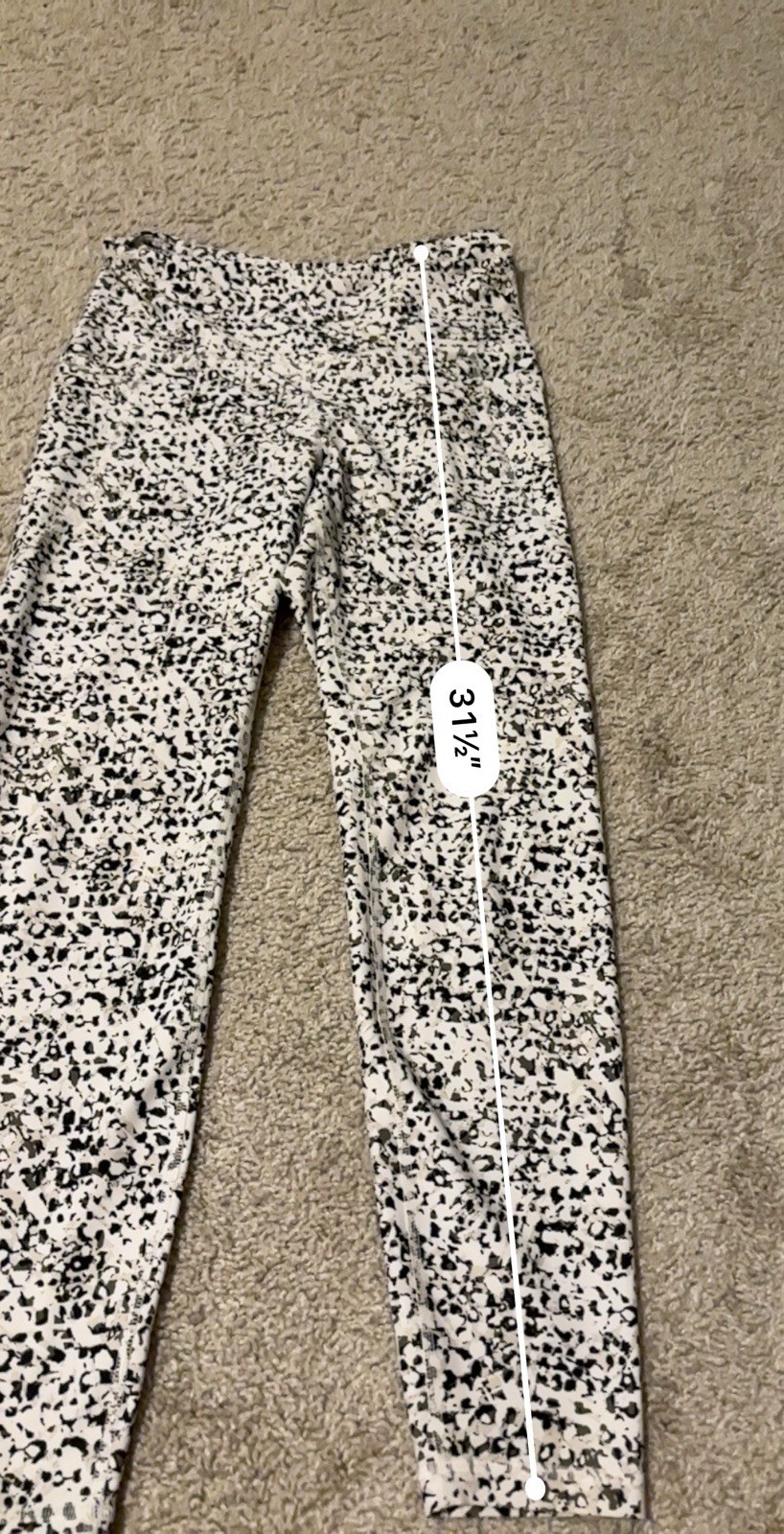 Patterned Women’s Old Navy Powersoft Leggings Siz… - image 5