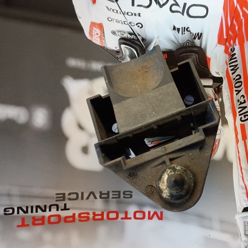 BMW 3er E36 Halter Kühler Wasserkühler Träger Aufnahme Fassung 1723338