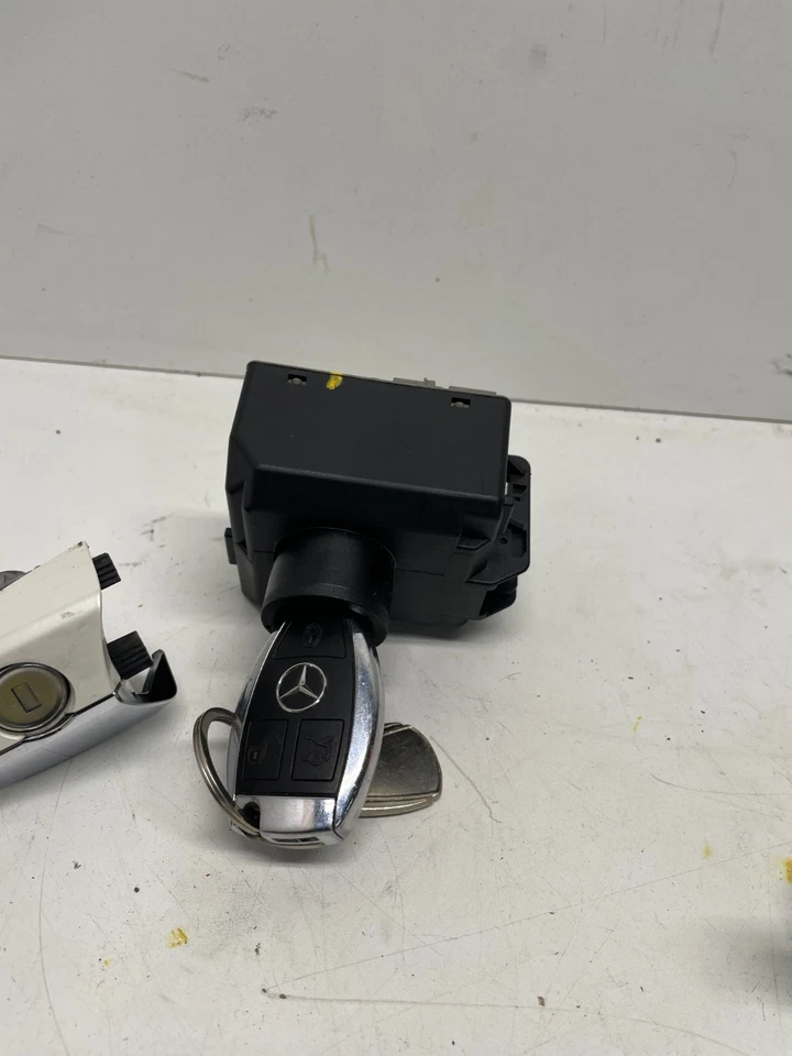 Módulo interruptor de encendido 12-16 Mercedes X166 GL450 ML550 ML450 con llave OEM Foto 3 de 4
