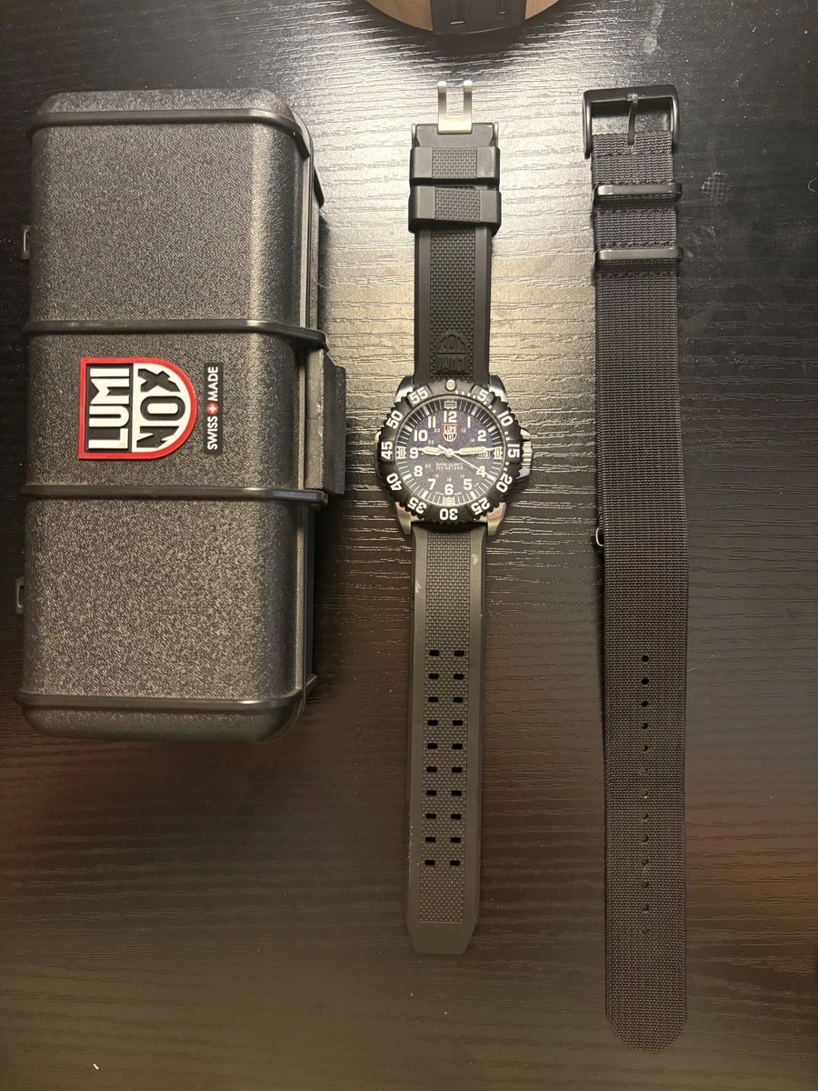Luminox Quartz 200 m (20 ATM) Water Resistance Wristwatches for