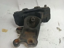 01-30124-000 Freightliner C15 Engine Mounts  (12134754