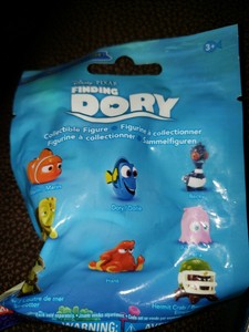 finding dory blind bag