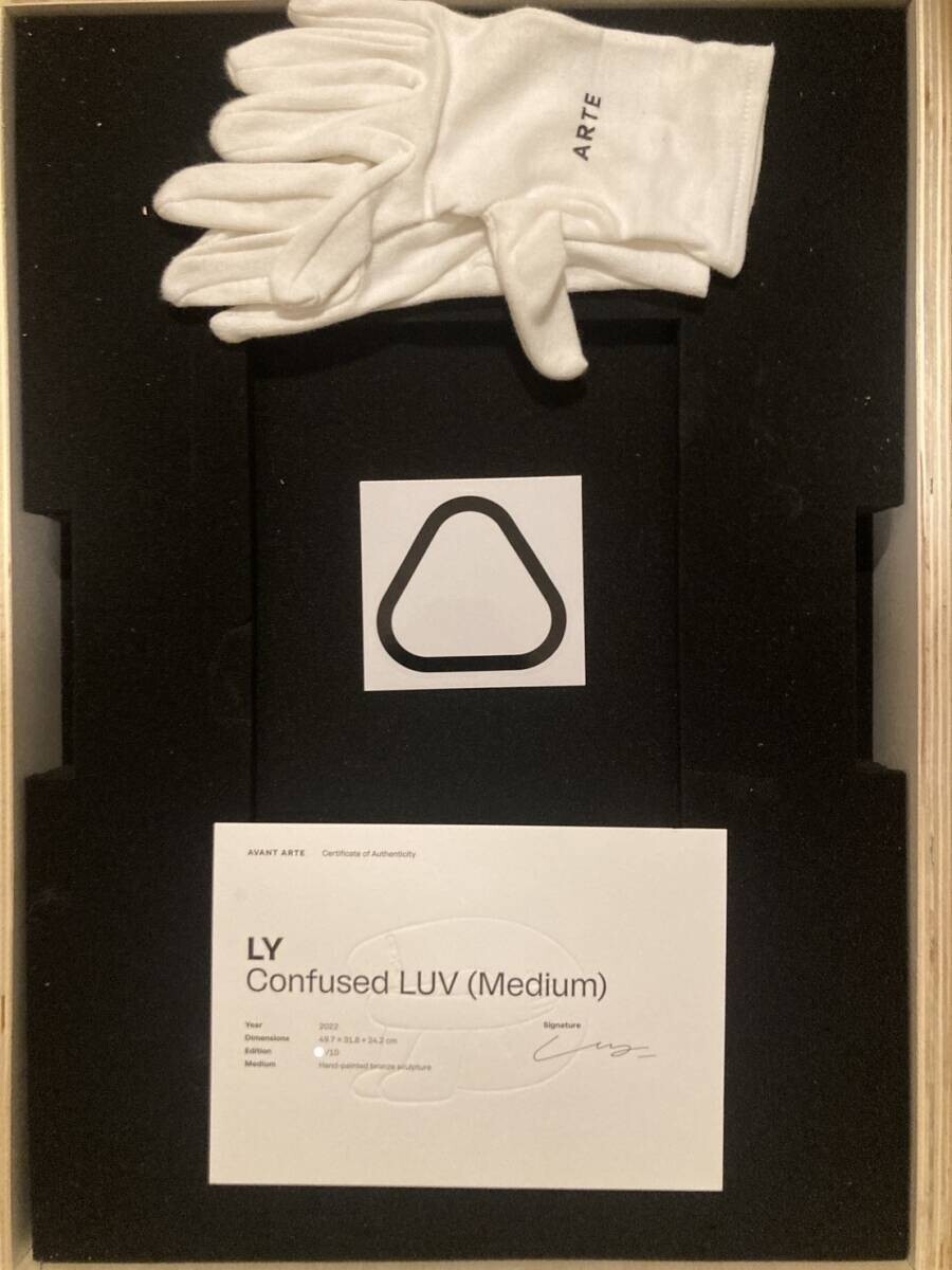 LY ブロンズ Confused LUV   ly_painter  LUV ly painter ブロンズ ed 50 Confused LUV Sculpture