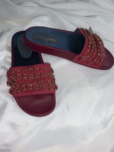 pre-loved authentic CHANEL size 39 red silk CHAINLINK slide mules CC logo - Picture 10 of 12