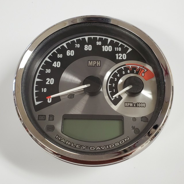 Harley Davidson Dyna Softail Road King Speedometer Tach Cluster 70900068A C442 for sale online