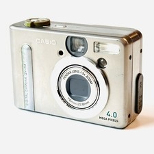 Casio 4MP ZOOM QV-R4 Old Digital Camera - Silver From Japan Pentax Lens