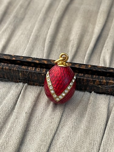 Vintage Red Guilloche Enamel Egg Pendant Gold Tone Bail Sparkly Paste Rhinestone - Picture 3 of 8