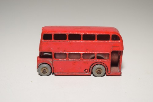 A35 1:64 MATCHBOX LESNEY AEC LONDON AUTOBÚS DE DOS PISOS ROJO EXCELENTE ESTADO - Imagen 2 de 7