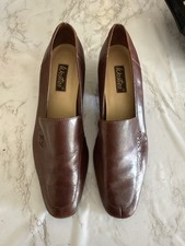 Vintage Westies Brown Leather Block Heel Loafers Sz ADD SIZE 90s Y2K Office