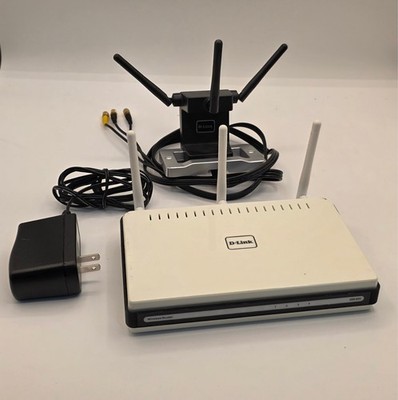D-Link DIR-655 300 Mbps 4-Port Gigabit Wireless N Router w/extended antenna