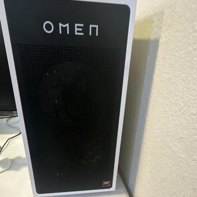 OMEN 35L Gaming Desktop Tower PC, NVIDIA GeForce RTX 5070, White/Black