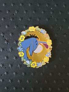 Disney Winnie the Pooh Floral Portrait Mystery Pin - Eeyore