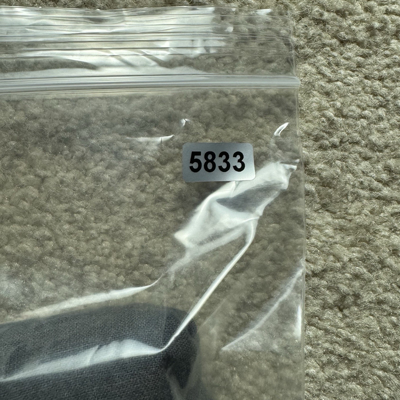 Universal Thread Classic Fit Button Up Shirt Wome… - image 6