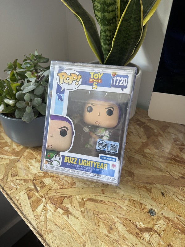 Funko Pop! Royalty Buzz Lightyear #1720 Limited 3500 PCS - FAST & FREE SHIP ✅