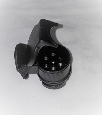 KFZ Kurz Mini Adapter von 13-polig (Fahrzeug) auf 7-polig (Anhänger) PKW