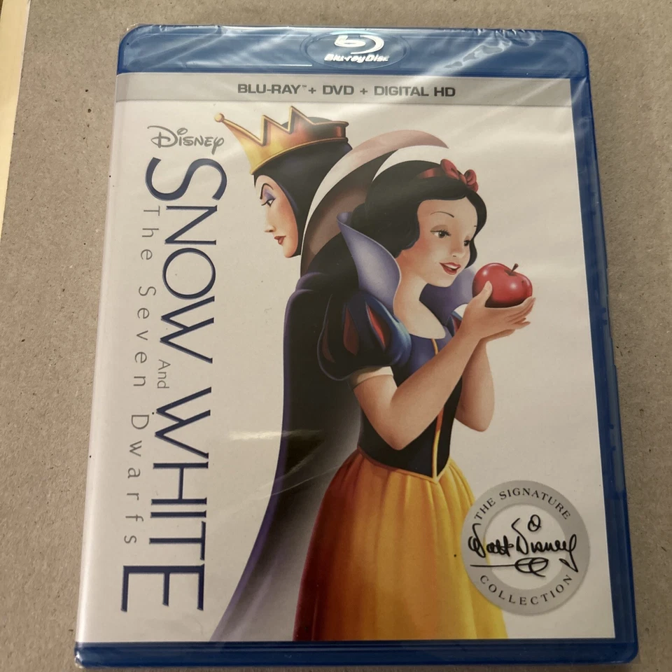 Snow White and the Seven Dwarfs Blu-ray Walt Disney With Slip Cover Brand New - Image 3 of 4