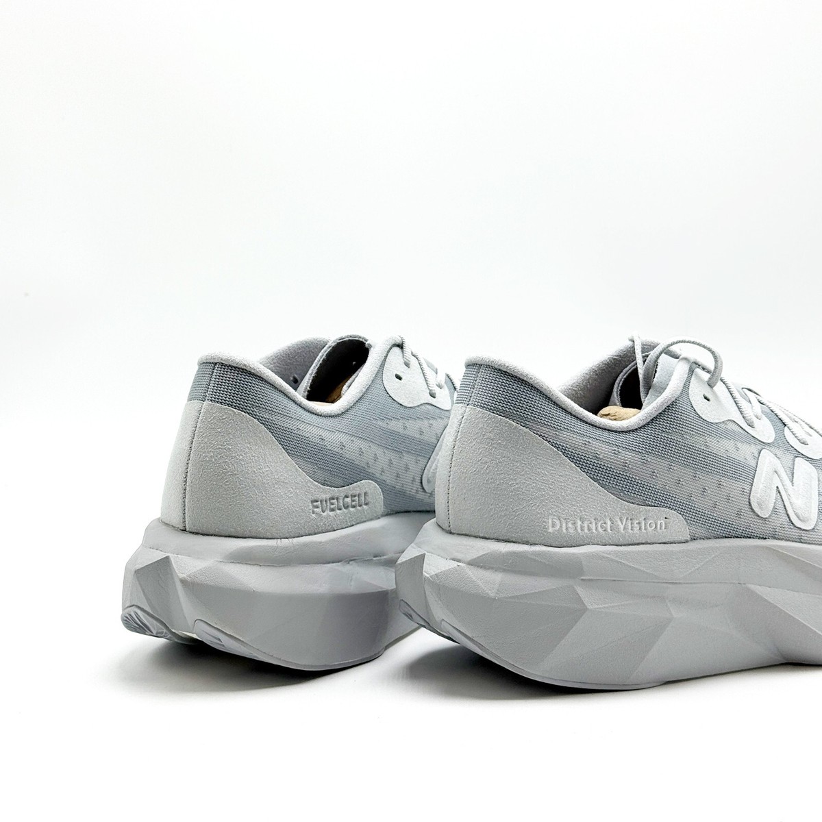 NEW* Men New Balance District Vision X FuelCell Supercomp