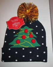 Adult CUTE Christmas Tree Knit Pom Beanie One Size BRAND NEW W TAGS