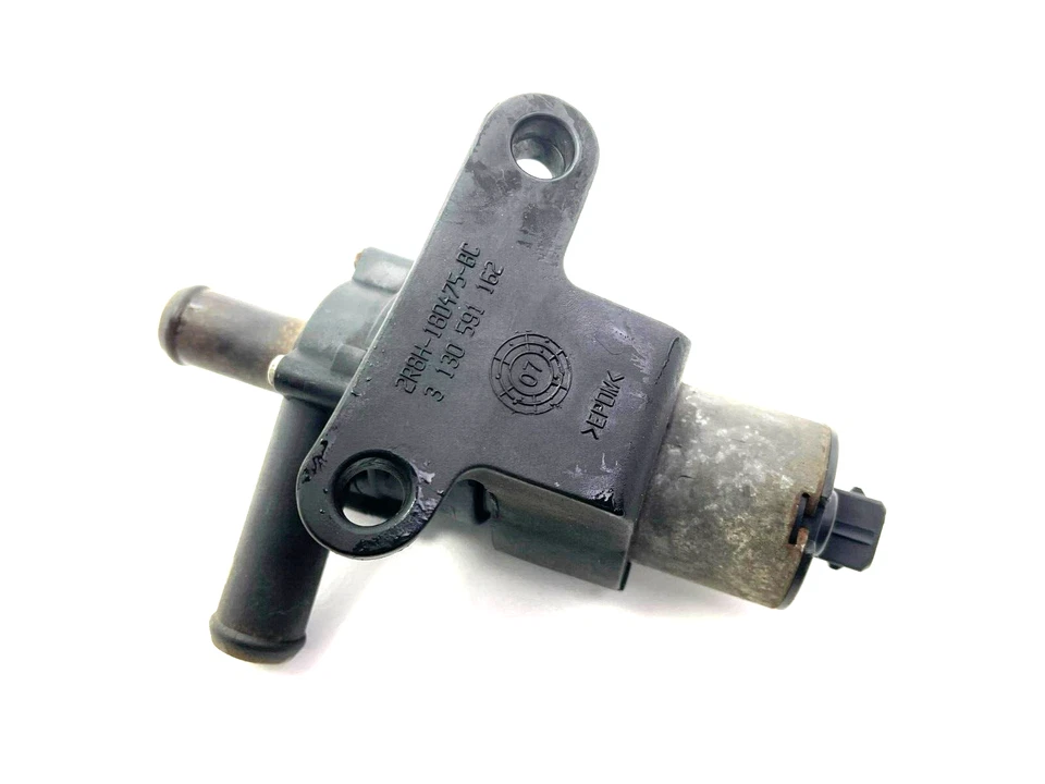 Bomba de agua auxiliar HVAC JAGUAR 2003-2008 TIPO S OEM 2R8H-18D475-BC Foto 3 de 4