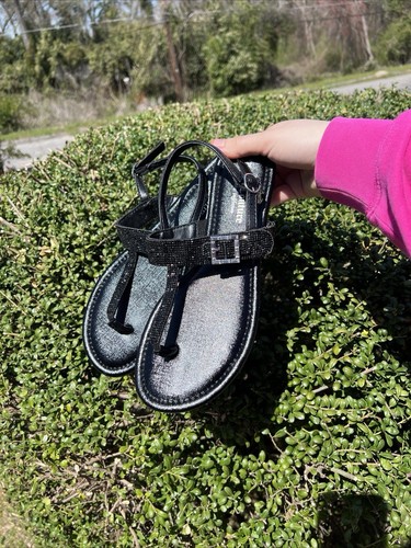 Juicy Couture 'Zaray' Black Thong Rhinestone Sandals Women Size 10 - Picture 9 of 11