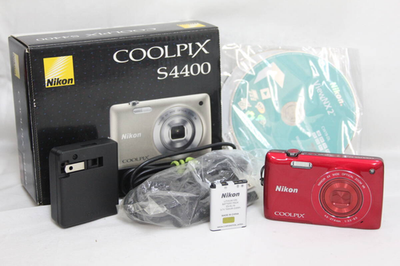 Nikon COOLPIX S4400 レッド 本体 Nikon Coolpix S4400 Red 20.1MP 6x Zoom Compact Digital Camera Used