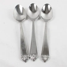 Lot of 3 Oneida (Stainless) Soup Spoons in Pattern Eave