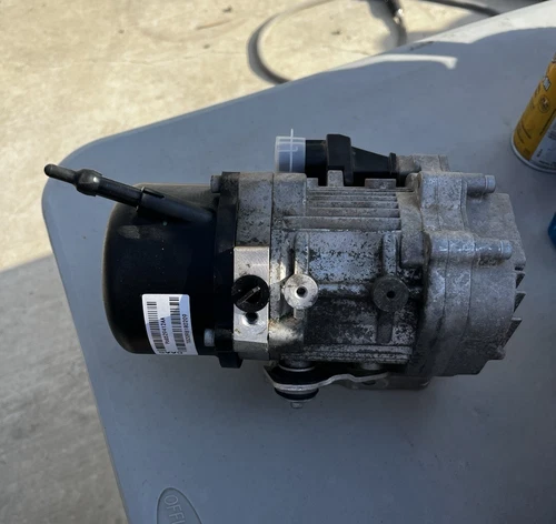 2020 - 2023 JEEP WRANGLER POWER STEERING ASSIST PUMP MOTOR OEM 68529412AA