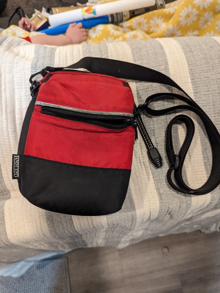 Cartera bandolera Red Field Trip Land's End vintage años 80/90 Foto 3 de 4