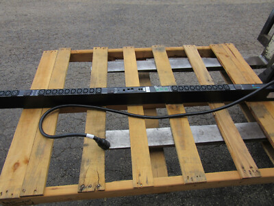 Sentry CWG-30VDE455C2/CB Digital PDU 240V 3-Phase (30 AC Outlets) in Stock!!!