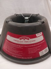 Brand New Holiday Time Fresh-cut Tree Stand Hard Plastic Christmas Tree Stand