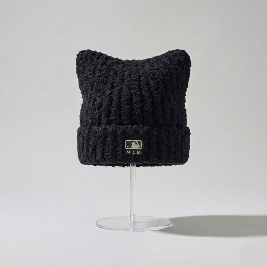 MLB Korea Plush Meow Beanie NY Yankees Black Cat Ear Hat Fuzzy