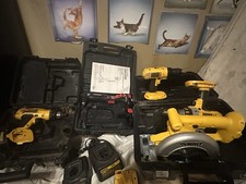 Enorme lotto di elettroutensili a batteria Dewalt Craftsman confezione