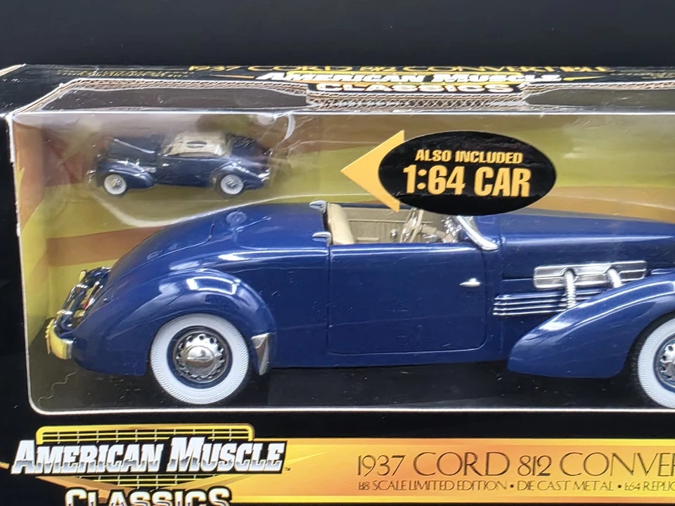 ERTL American Muscle 1937 Cord 812 Sportsman Convertible 1:18 Scale Diecast Car - Image 2 of 4