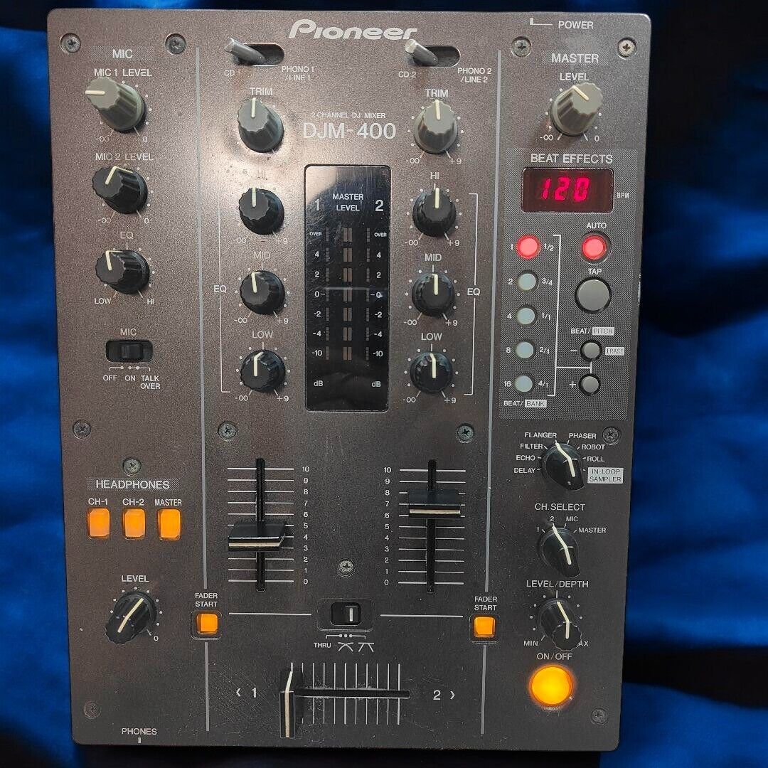 Pioneer DJ DJM-400 Black 2-channel Effects Audio Mixer Pioneer DJ DJM-400 Black 2-channel Effects Audio Mixer