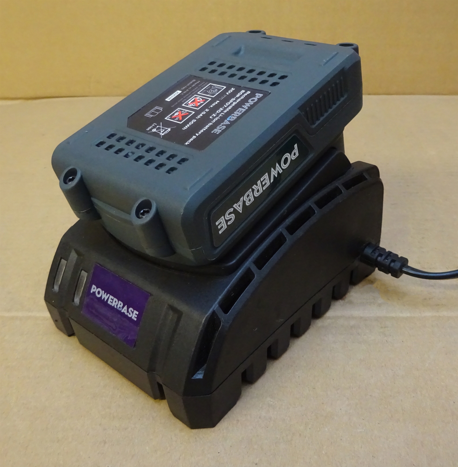 Powerbase B0PSP0720ZJ Tool Battery 20V 2.5Ah 50Wh & Charger B0QSP06
