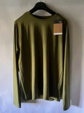 THE NORTH FACE MENS DUNE SKY LONG SLEEVE CREW FOREST OLIVE MEDIUM STANDARD FIT