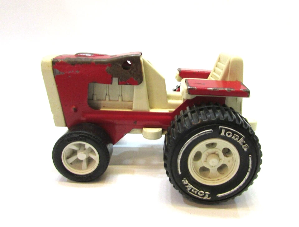 Juego de tractor de granja de jardín rojo blanco Tonka de acero prensado y plástico vintage de los años 70 Foto 2 de 4