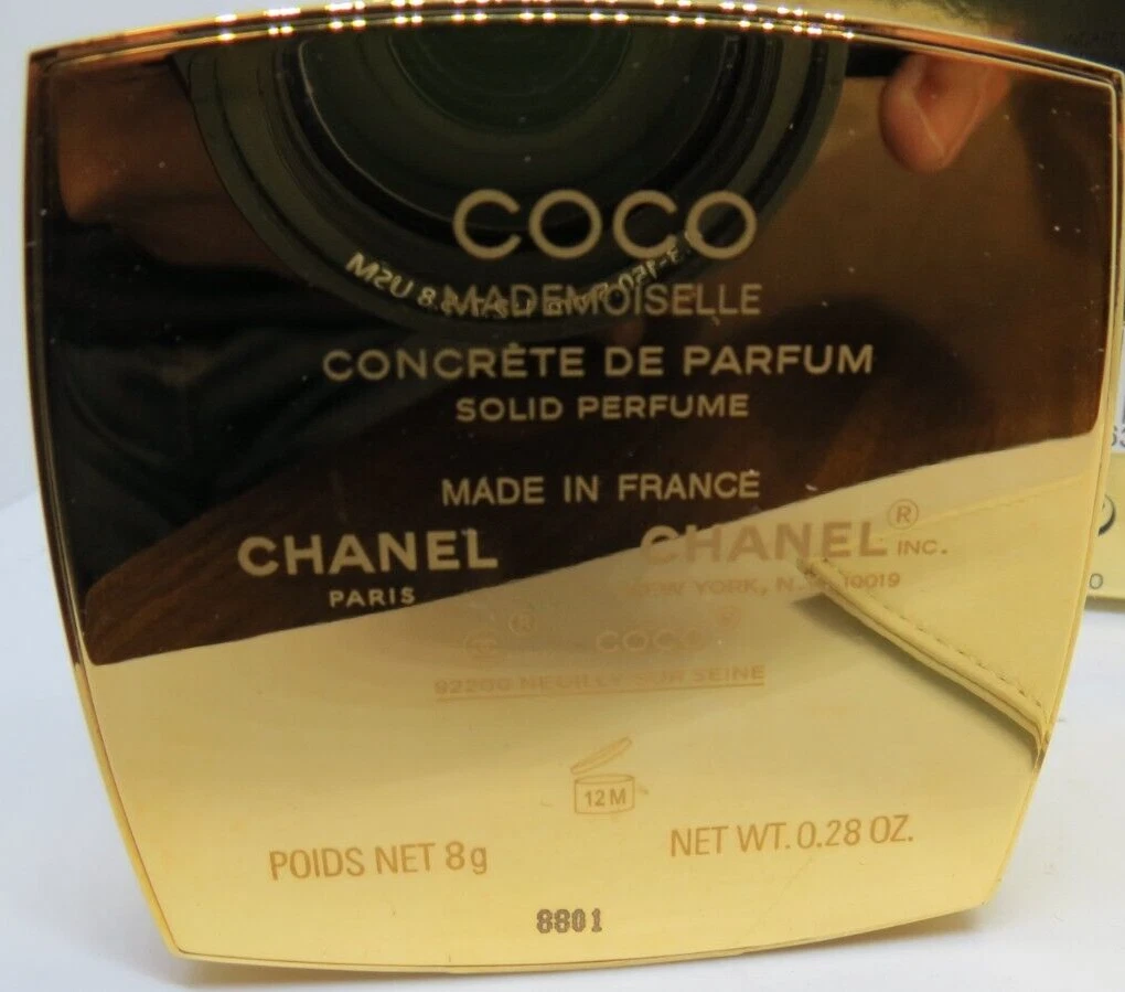 Coco Chanel—Le Camélia