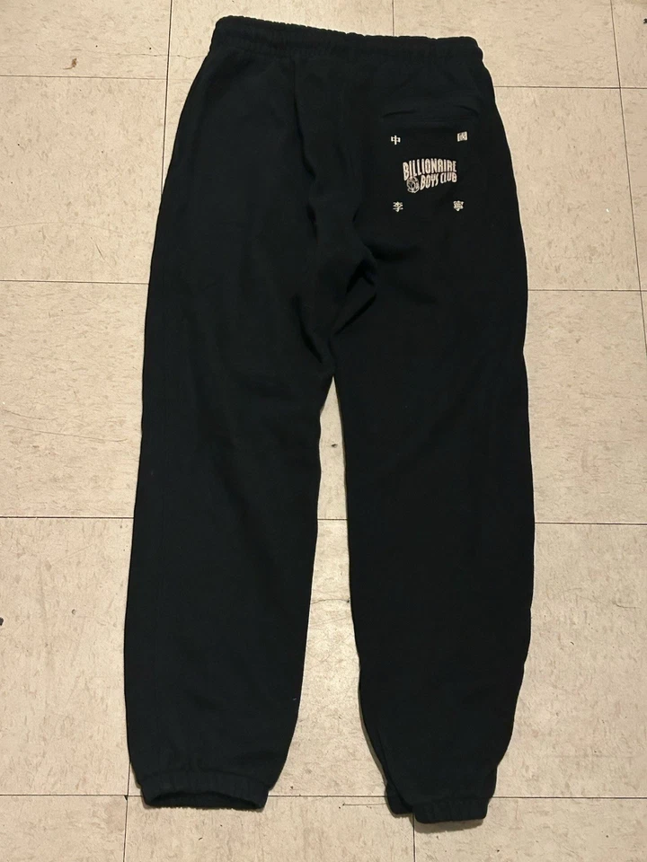 Pantalones deportivos Billionaire Boys Club negros con puños talla grande Foto 3 de 4