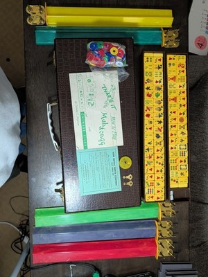 Vintage Royal Depth Control Butterscoth Bakelite Mahjong Set Collector's Gift 