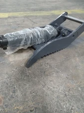 New Pin On Hydraulic Excavator Thumb Fits Kubota KX057 USA Attachments