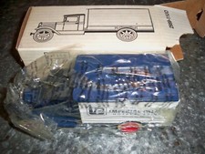 ERTL Imperial Palace 1931 Hawkeye Motor Truck Bank 9603 Diecast 1:34 scale NEW