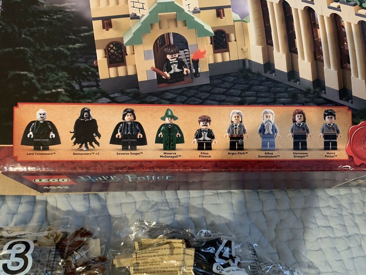  LEGO Harry Potter Hogwart's Castle 4842 (Discontinued