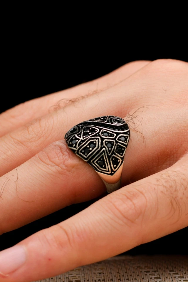 Anillo para hombre Micro Piedra Sólida Plata de Ley 925 Circón Negro Foto 2 de 4