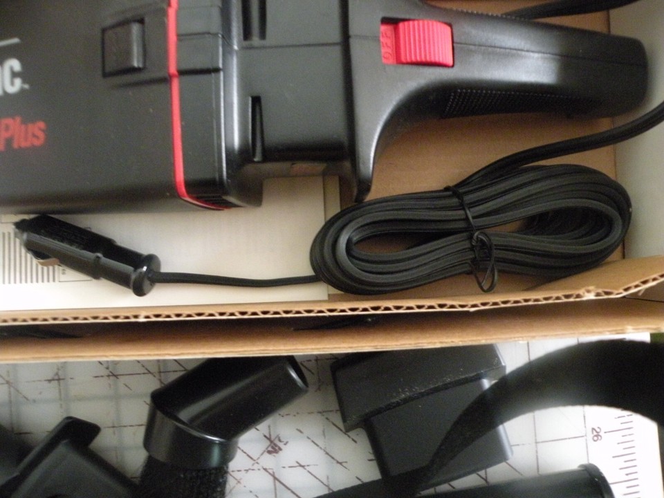 Black & Decker Car VAC Plus Model 9511 12 Volt Vacuum NEW IN BOX eBay