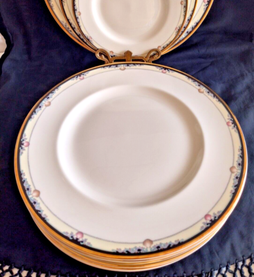 ロイヤルダルトン　Rhodes Royal Doulton England H 5099 RHODES 10.5