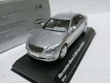 Kyosho 1: 43 Mercedes Luxury Car Model - Mercedes S600 V221 Guard - Silver