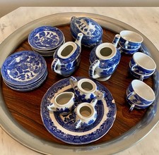Blue Willow Childs Tea Set Marked Japan 22 Pieces